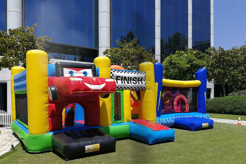 Offer 3 inflatables by airgame